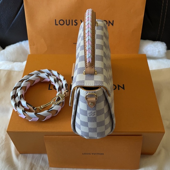 Louis Vuitton Croisette Azur 📌 sold out online📌 - Picture 4 of 15